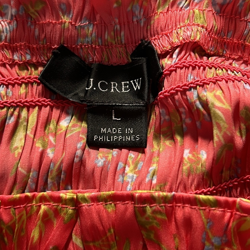J. Crew Smocked Featherweight Satin Women’s Size L Coral Meadow Floral Tank Top - Picture 10 of 13